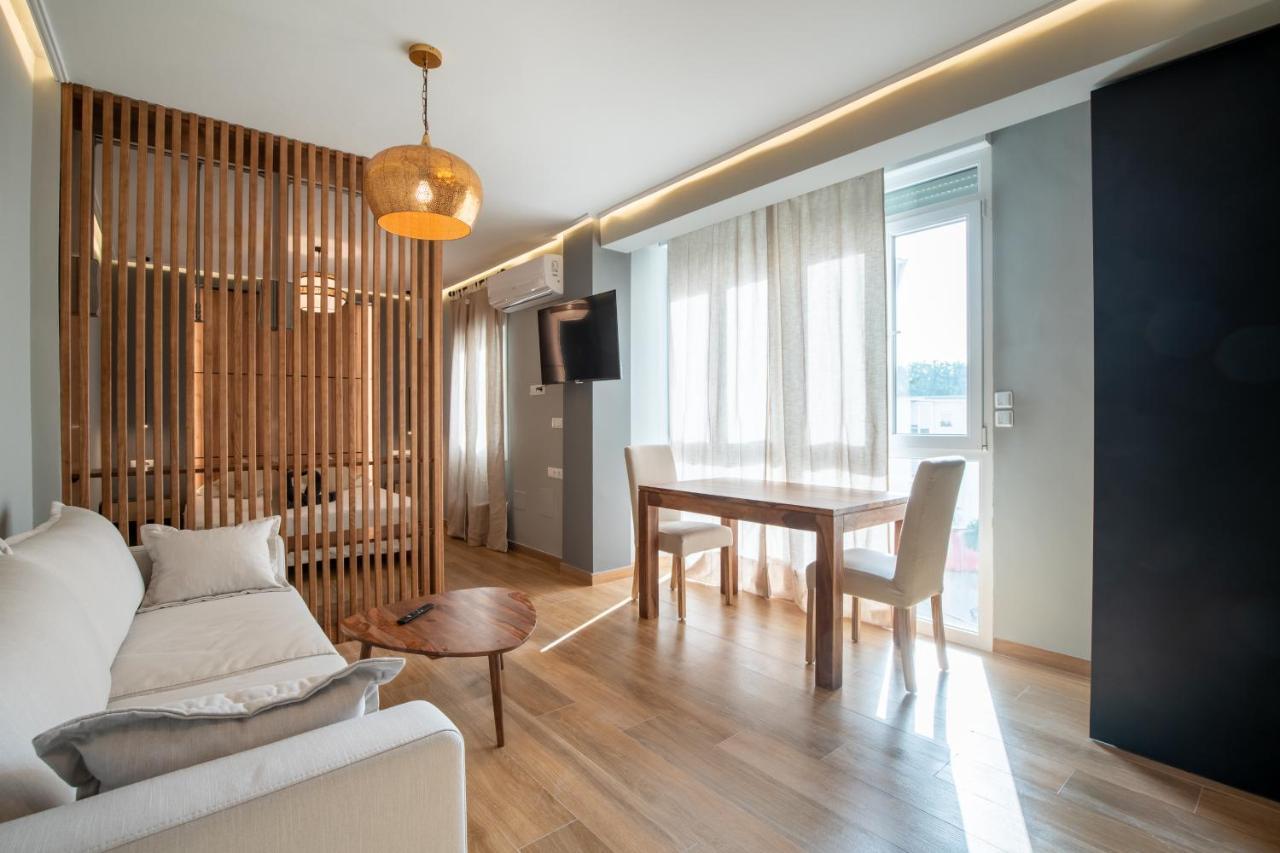 Triana Apartments Deluxe 塞维利亚 客房 照片